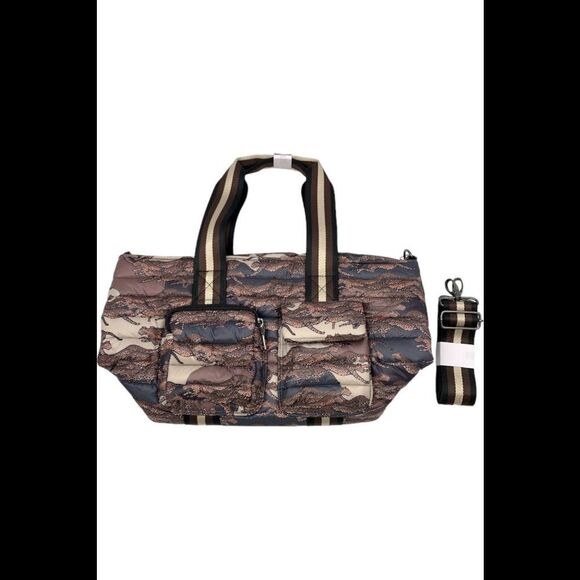 Think Royln Medium Tote Cargo Pockets Junior Wingman Cheetah Camo